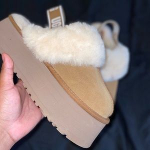 Platform UGG.